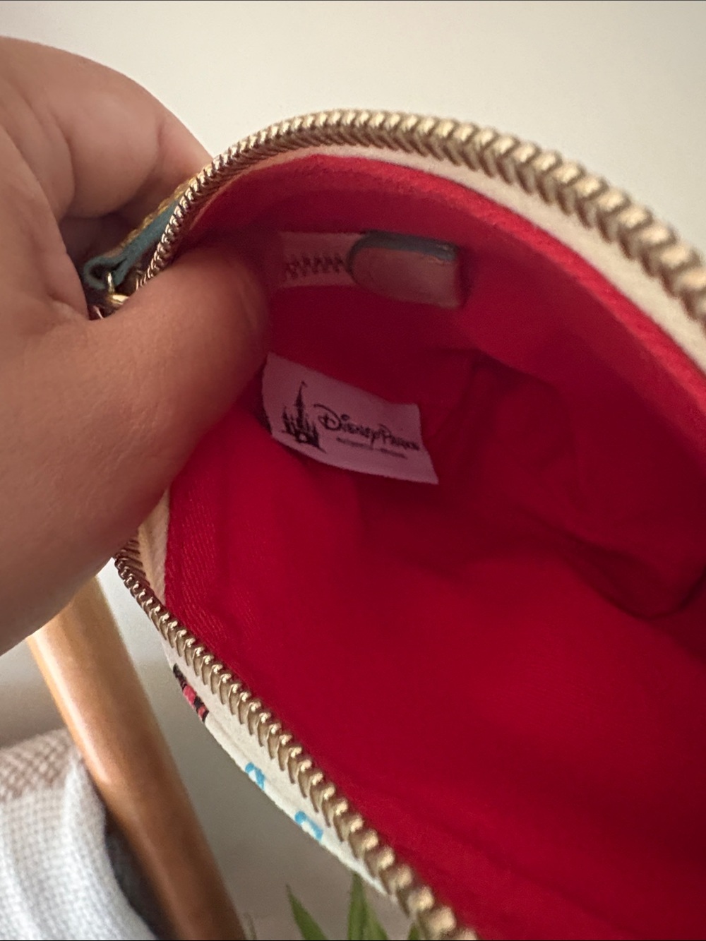 Dooney and Bourke Disney cosmetic bag - Picture 7 of 7